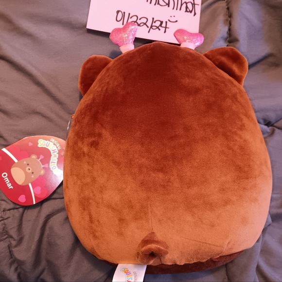 Omar the Bear Heart Cheeks Valentines 2024 Squishmallow 8” NWT - Picture 2 of 3